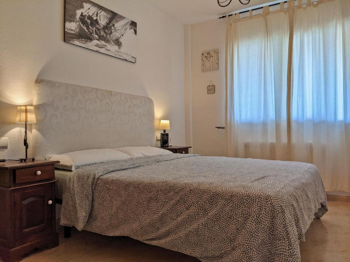 カンブリルスApartamento Piscina Vilafortunyアパートメント エクステリア 写真
