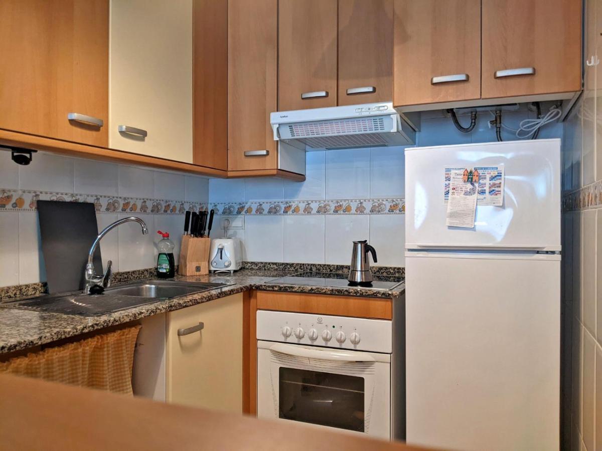カンブリルスApartamento Piscina Vilafortunyアパートメント エクステリア 写真