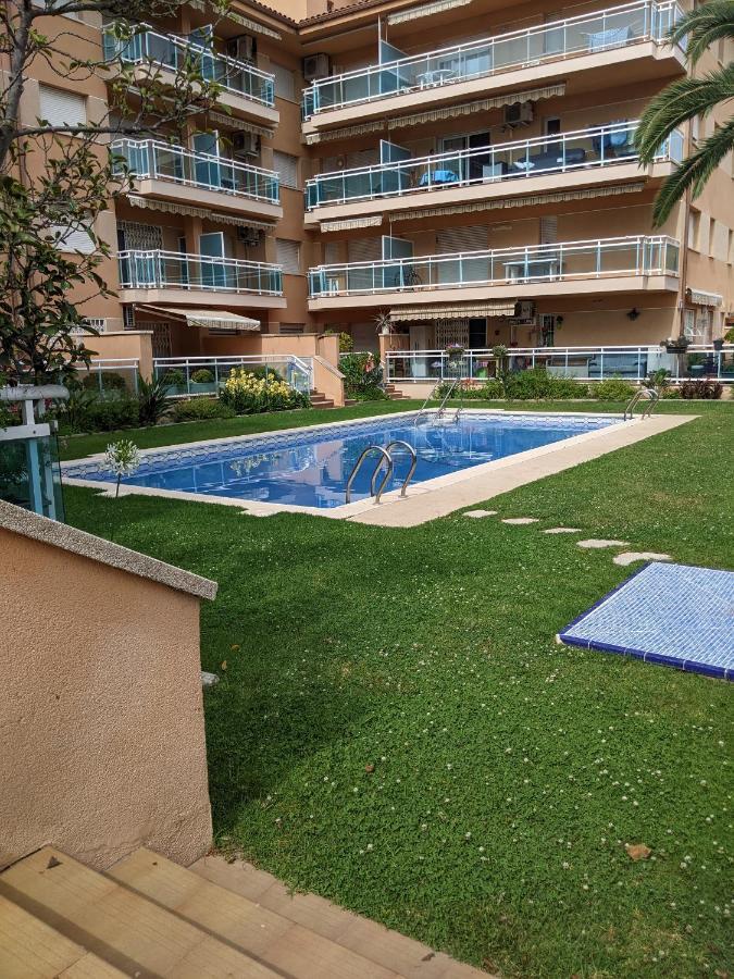 カンブリルスApartamento Piscina Vilafortunyアパートメント エクステリア 写真